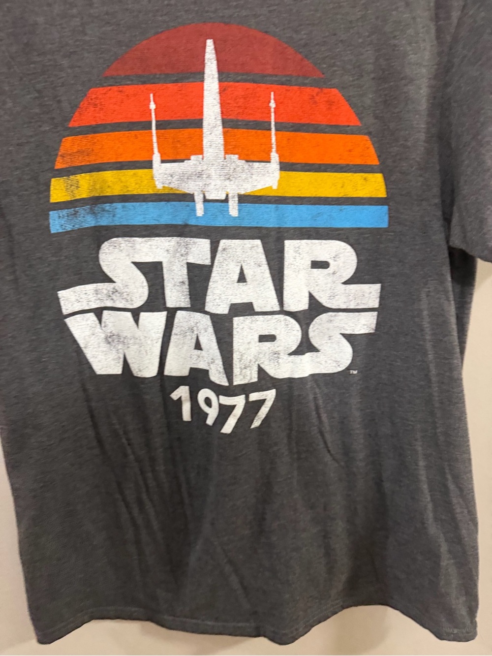 MAD Engine Star Wars Retro 1977 Printed Logo Tee. Size M